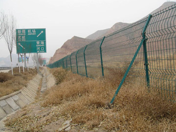 農(nóng)場(chǎng)護(hù)欄網(wǎng) 農(nóng)場(chǎng)護(hù)欄網(wǎng)